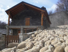 Отель La Cabanya de Cal Forn de Serrat  Керальбс